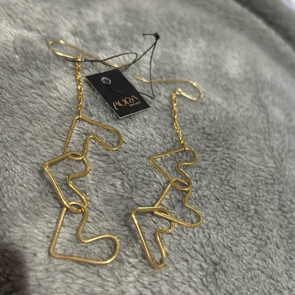 Bold Gold Linked Heart Trio Earrings-Boutique